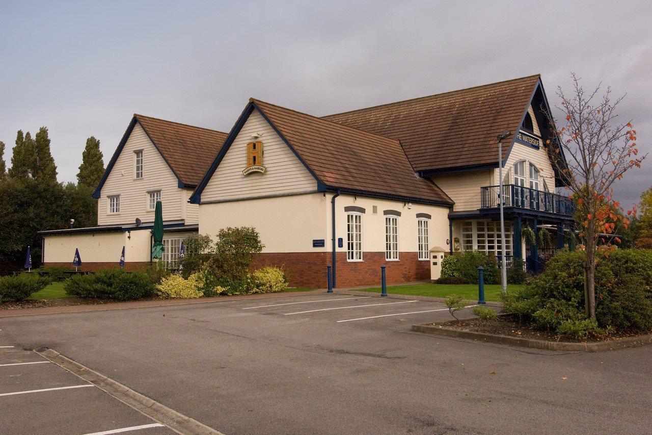 Premier Inn Warrington Centre ภายนอก รูปภาพ