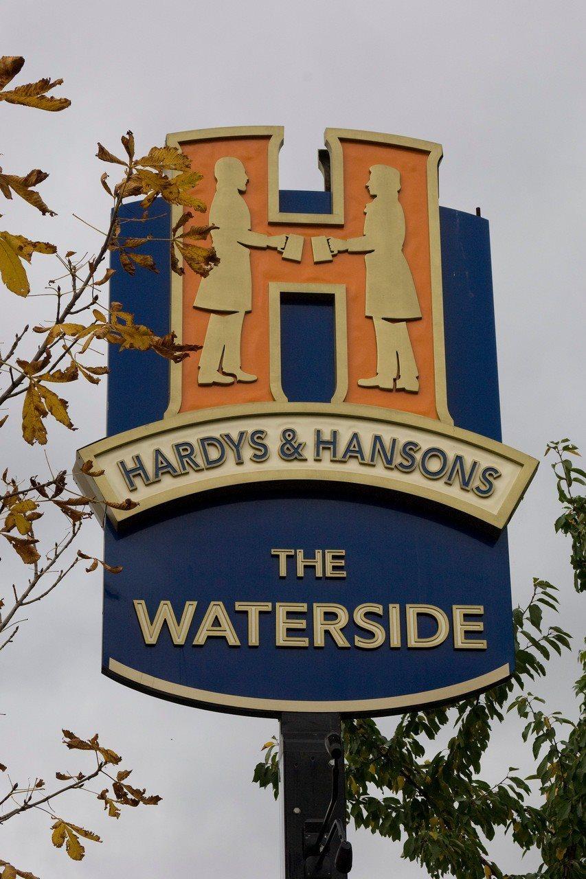 Premier Inn Warrington Centre ภายนอก รูปภาพ